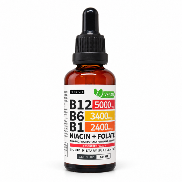 B12 Nusava en frasco de 50 ml sobre fondo blanco